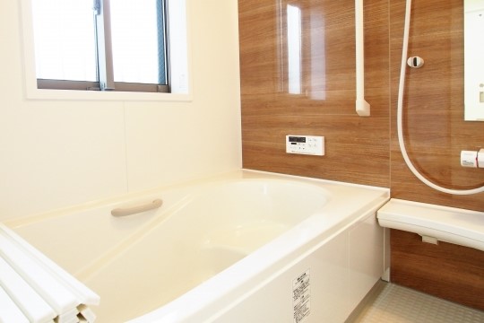 バリアフリーな浴室へリフォーム